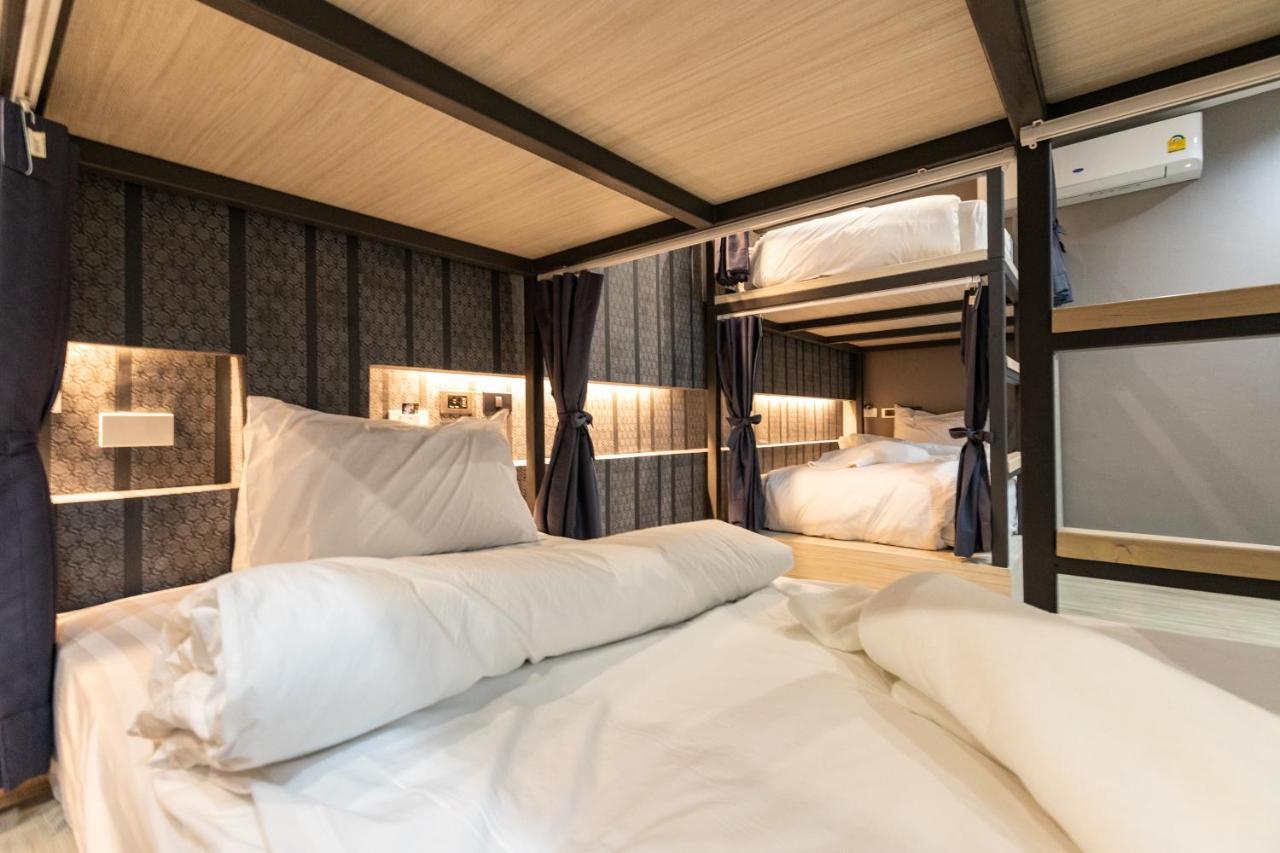 Baan Kun Mhor Hostel บ้านคุณหมอโฮสเทล Bangkok Ngoại thất bức ảnh